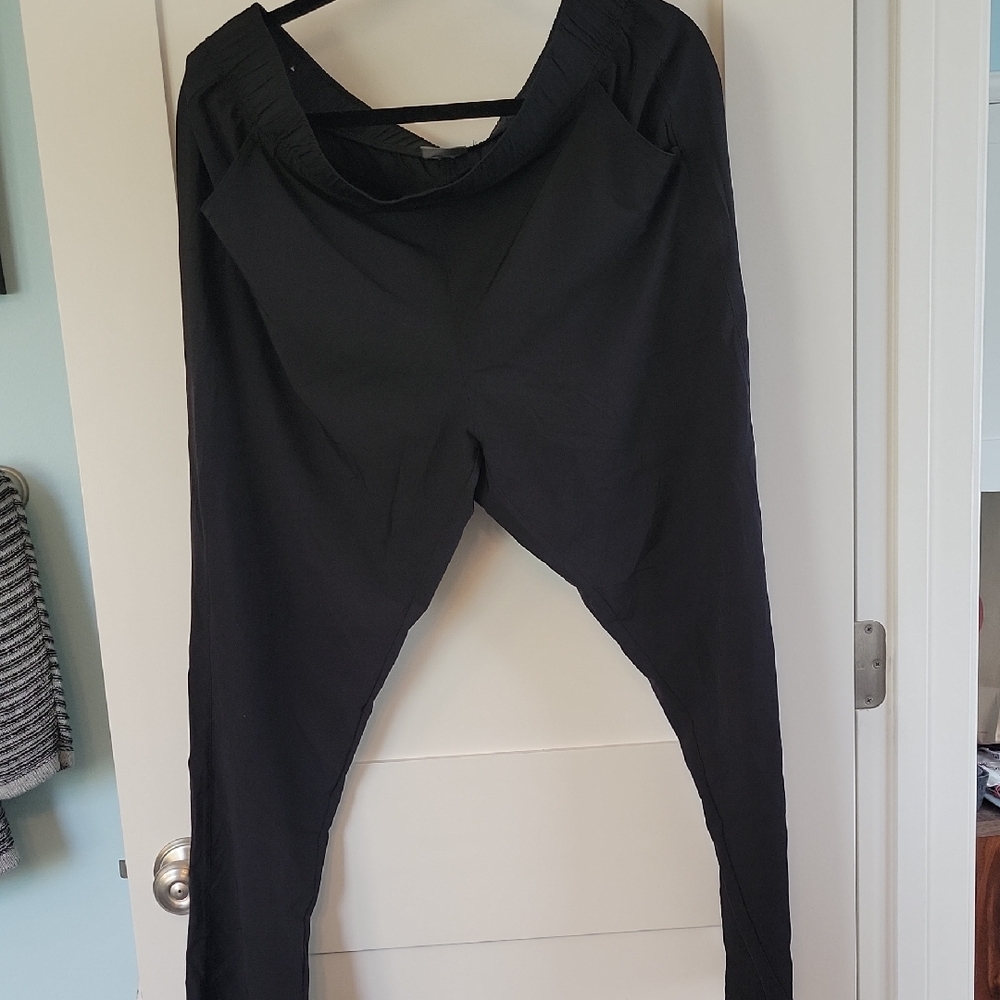 Eddie Bauer Charcoal Joggers